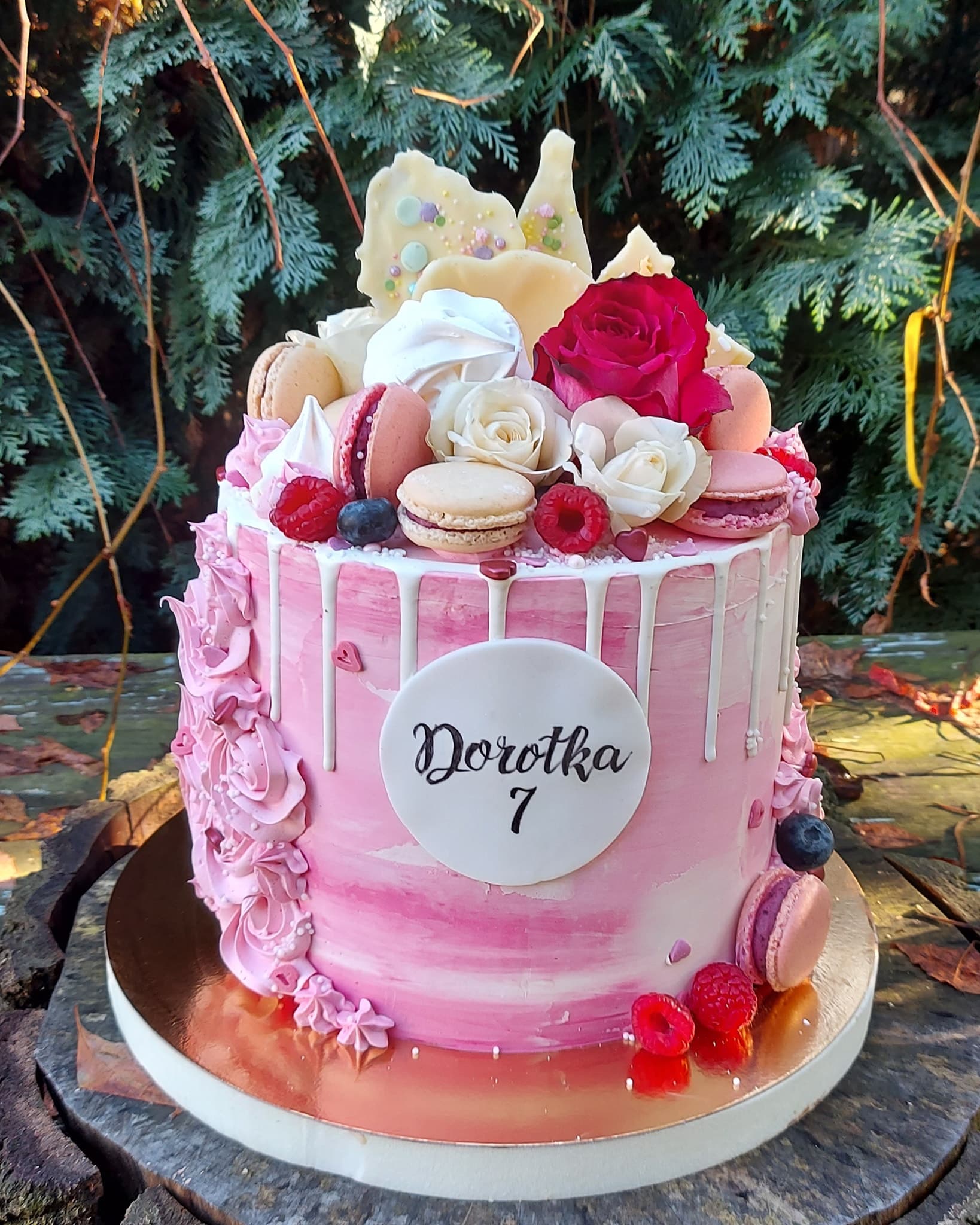 Torty dla dzieci — różowy, kwiatowy tort