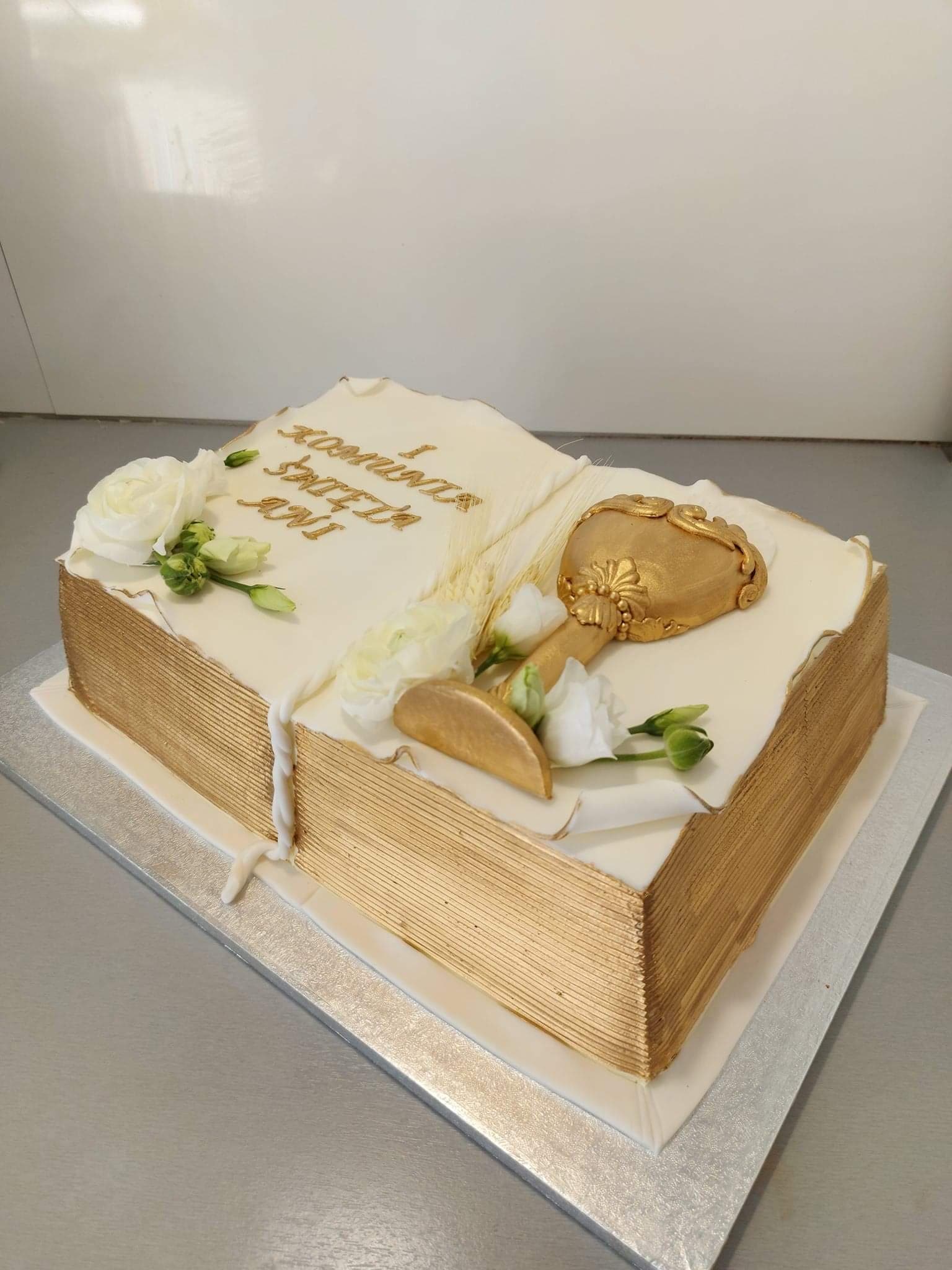 Torty komunijne — tort komunijny